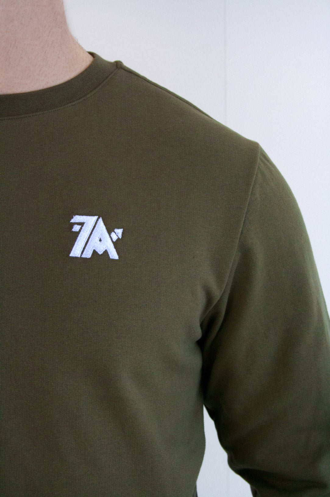 Performance Sweater Olijfgroen